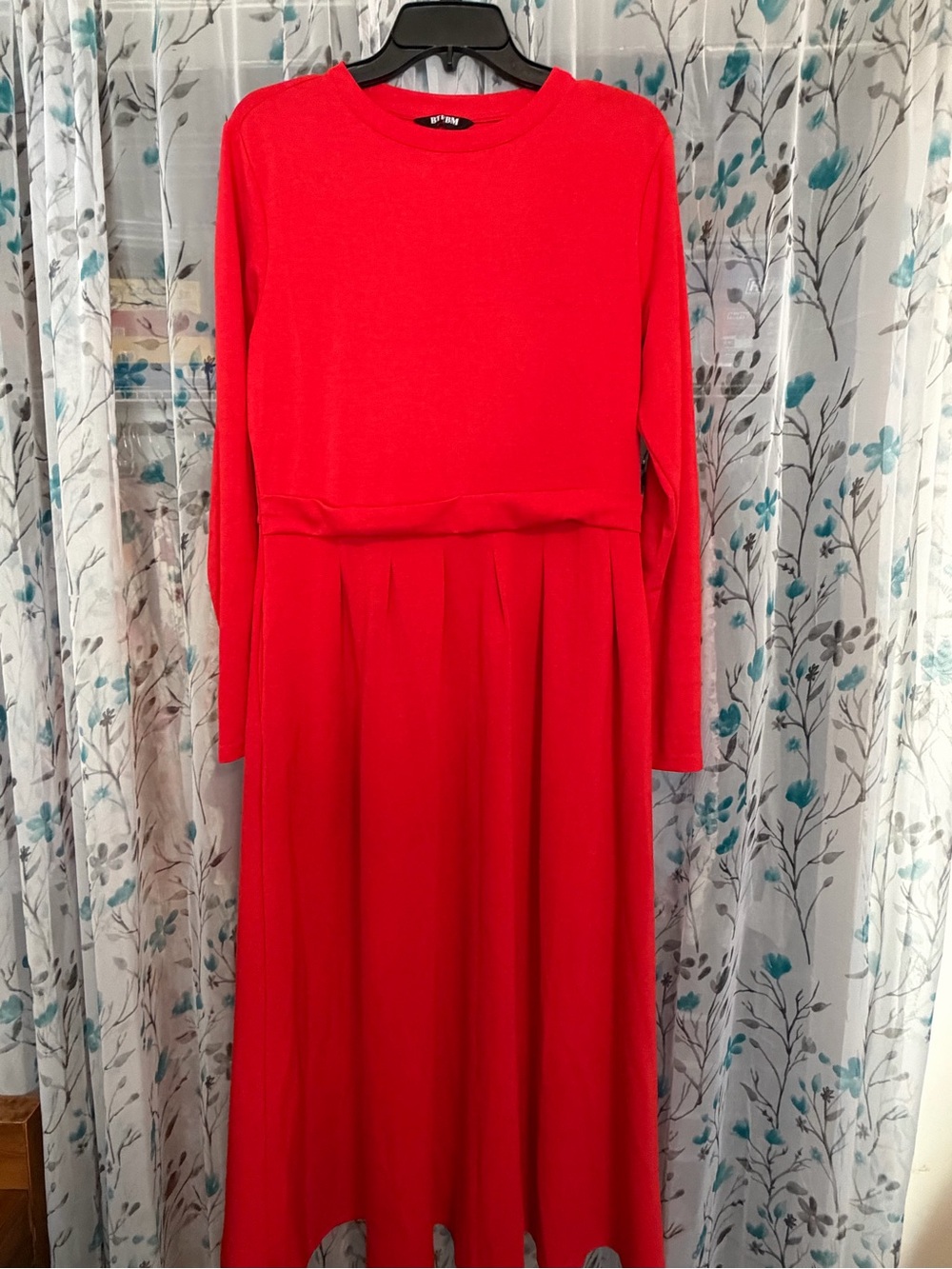 Classic Red Long-Sleeve Maxi Dress by BTM